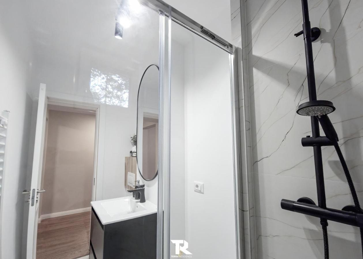 Terra Apartment Suceava Ngoại thất bức ảnh