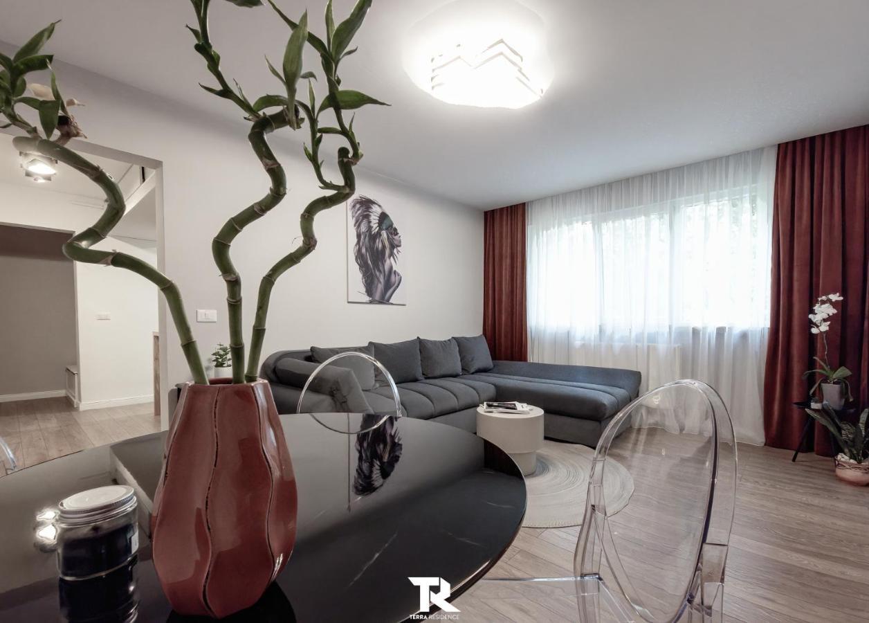 Terra Apartment Suceava Ngoại thất bức ảnh